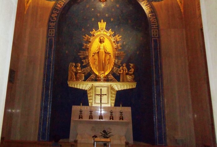 The_Miraculous_Medal_Chapel_(Washington_Basilica) The Miraculous Medal