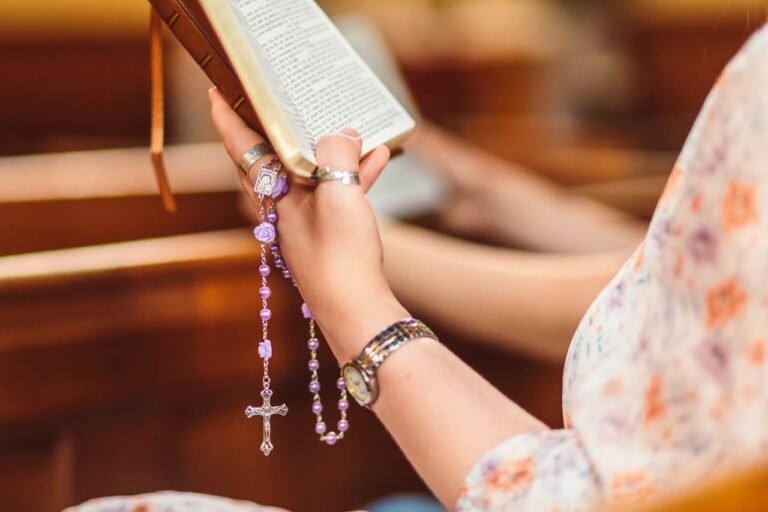 Before praying the Rosary, offer this short prayer of love