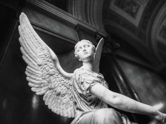 Powerful prayer to your Guardian Angel for protection from all evil
