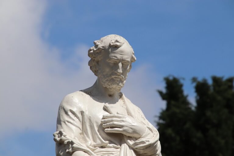 Pray the “unfailing prayer to St. Joseph” to gain spiritual benefits for you and your loved ones