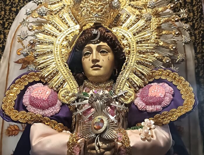 A short guide to praying the Chaplet of the Seven Sorrows of Mary