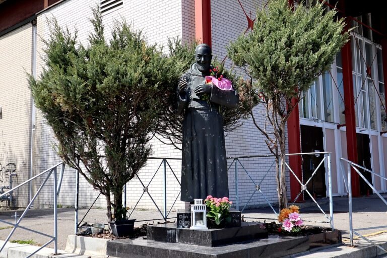 When Padre Pio prayed for someone, he used this powerful prayer