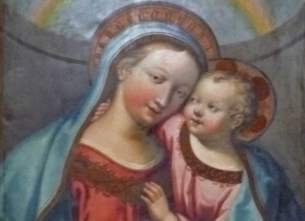 If you are struggling with a decision, say this prayer to Our Lady of Good Counsel