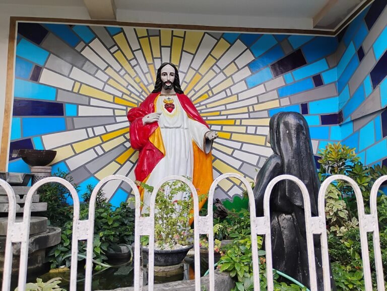 THE LITANY OF THE SACRED HEART OF JESUS