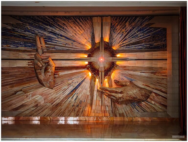 How do you consecrate yourself to the Sacred Heart of Jesus?