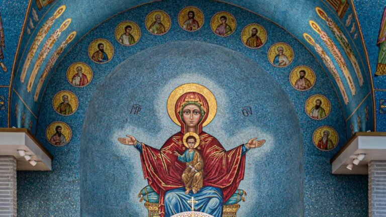 Prayer to Our Lady to keep you from danger