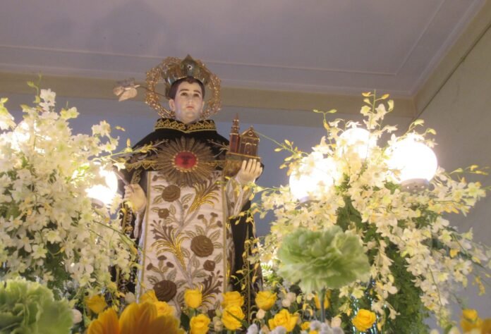 Prayer to St. Thomas Aquinas before using the internet