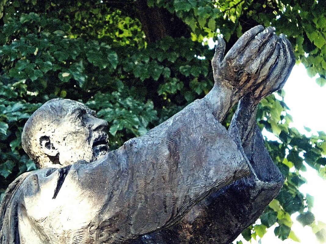 Pray to your Guardian Angel as Padre Pio did