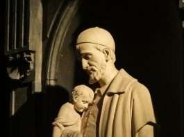 A short prayer to help us be more attentive to the sufferings of the poor