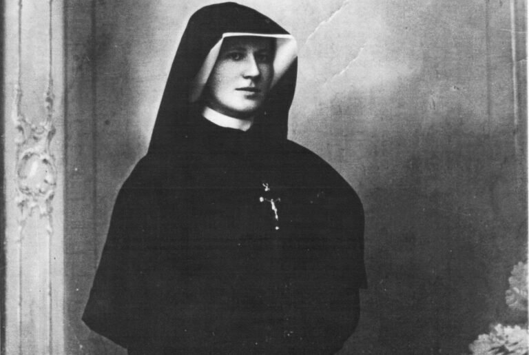 Feeling alone or isolated? Pray this prayer by St. Faustina