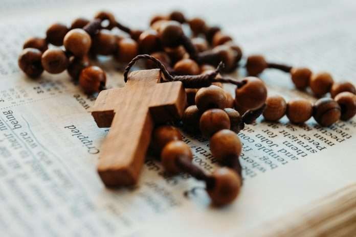 A beginner’s guide to praying the Rosary