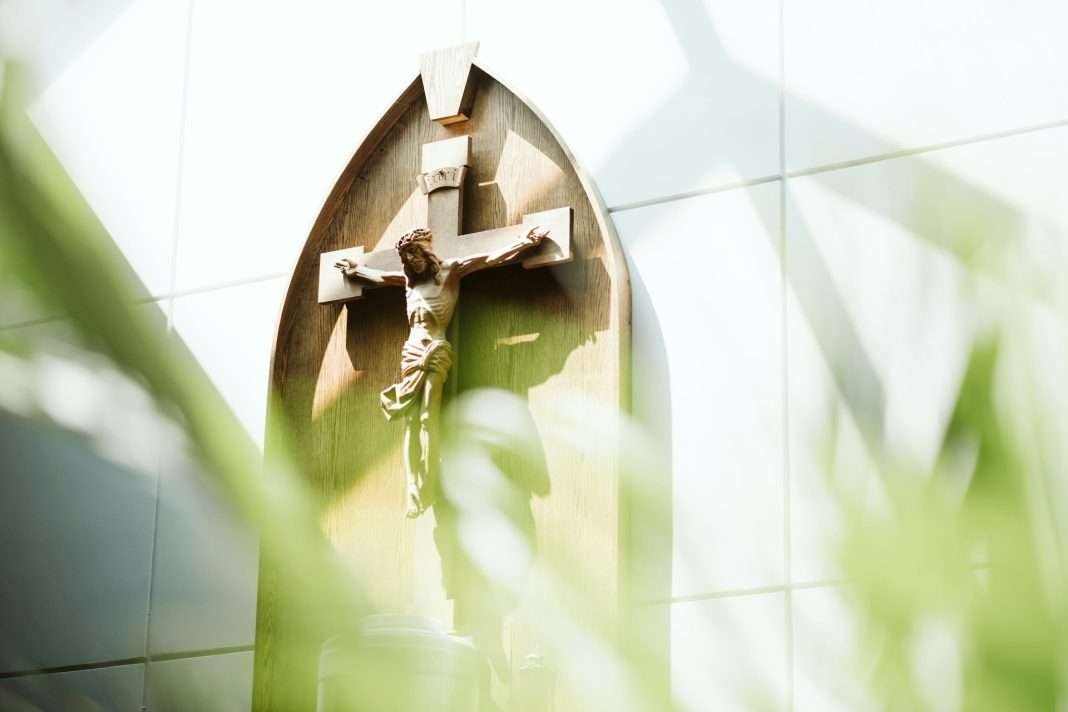 Boldly proclaim your love of God with this beautiful litany