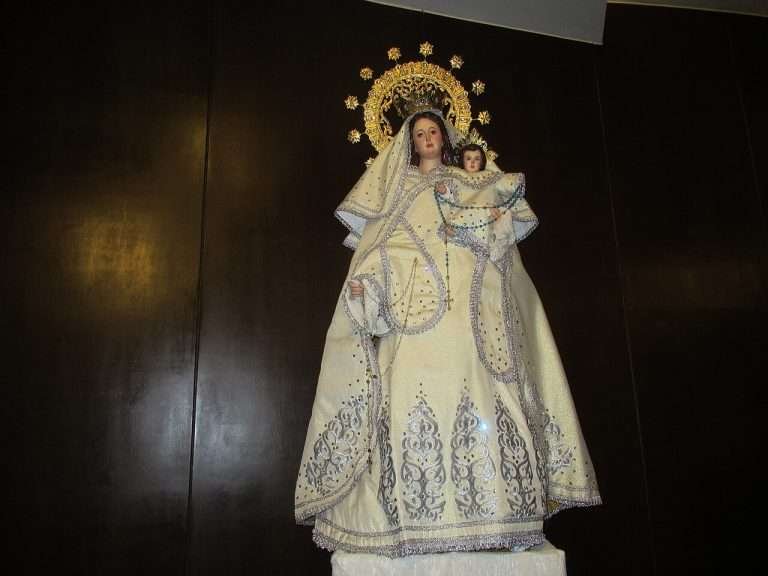 Saint of the Day: Our Lady of the Rosary