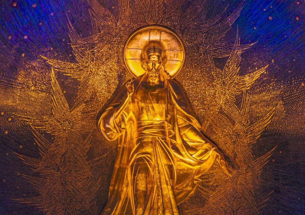 pexels-sergey-platonov-114873806-12098624 Prayer for the Morning (November 22)