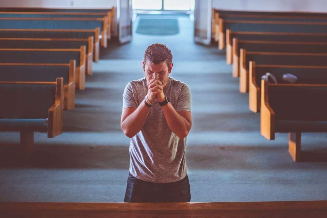 With this nighttime prayer, forgive those who have hurt you
