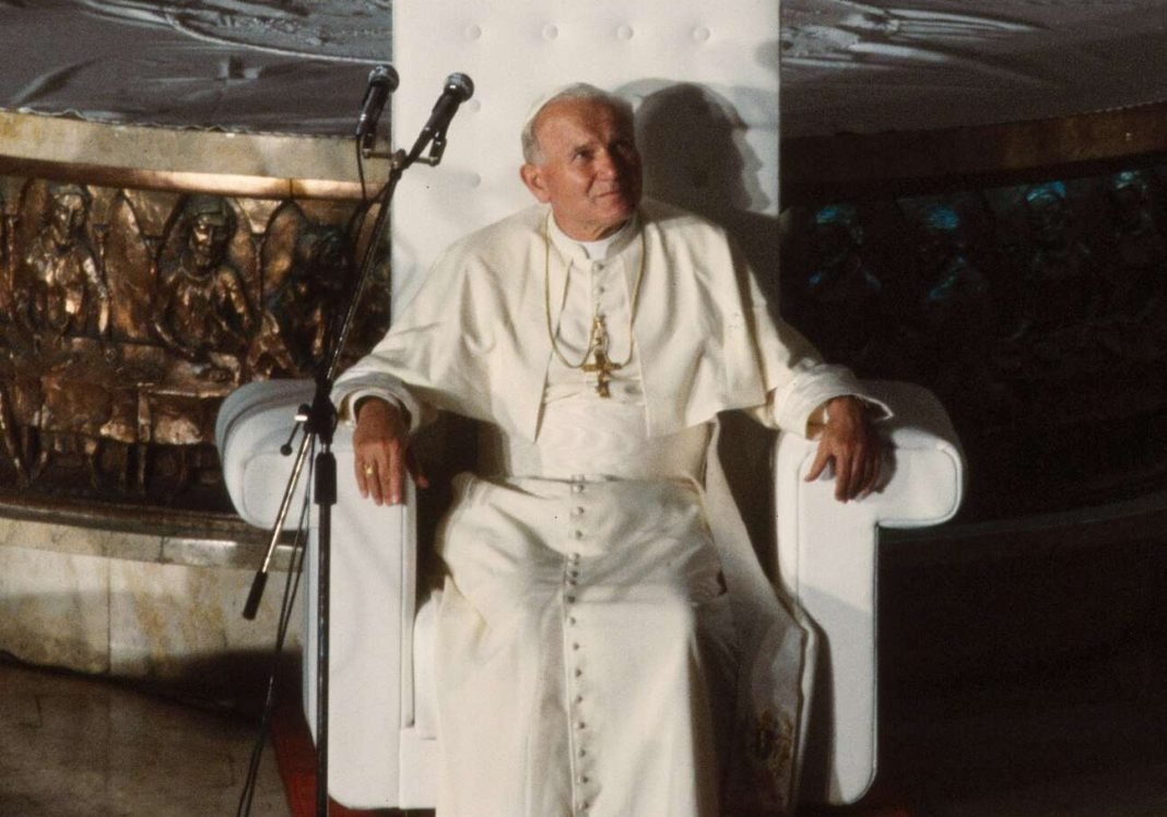 9 Powerful quotes from St John Paul II on prayer