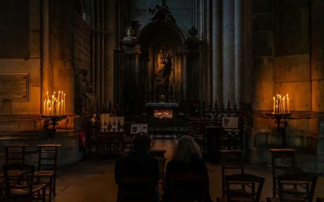 Ten Reasons to Make a Holy Hour According to Archbishop Fulton Sheen