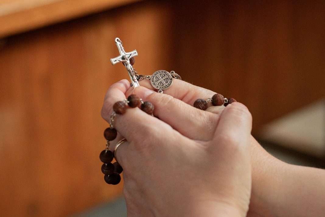 pexels-dolina-modlitwy-3475854-10306340 Acceptance of God's will