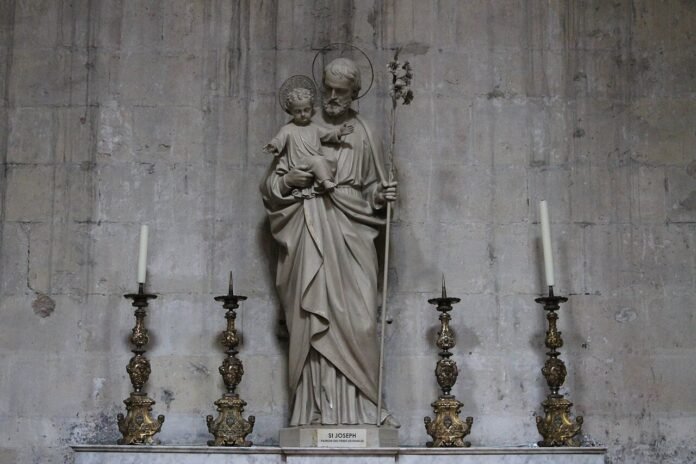 Prayer to Saint Joseph Before Mass